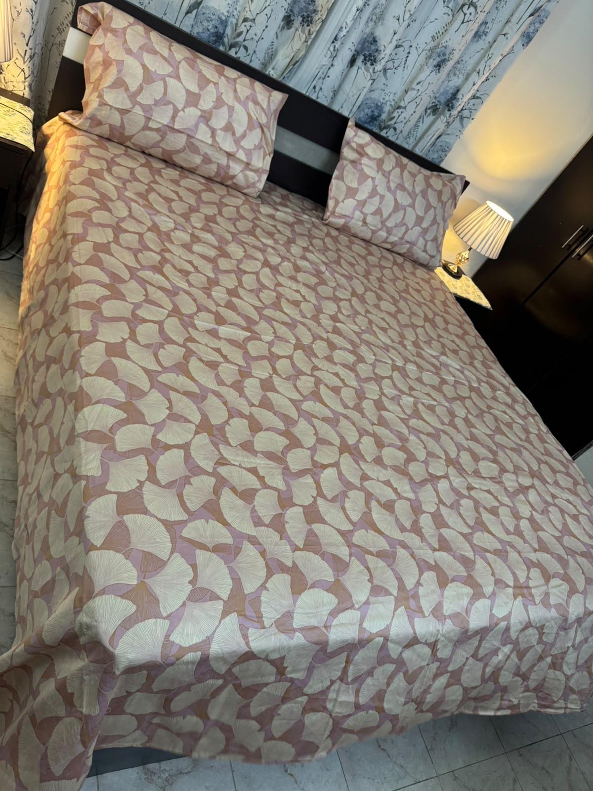 Pink & Cream Ginkgo Leaf Print Cotton Bed Sheet